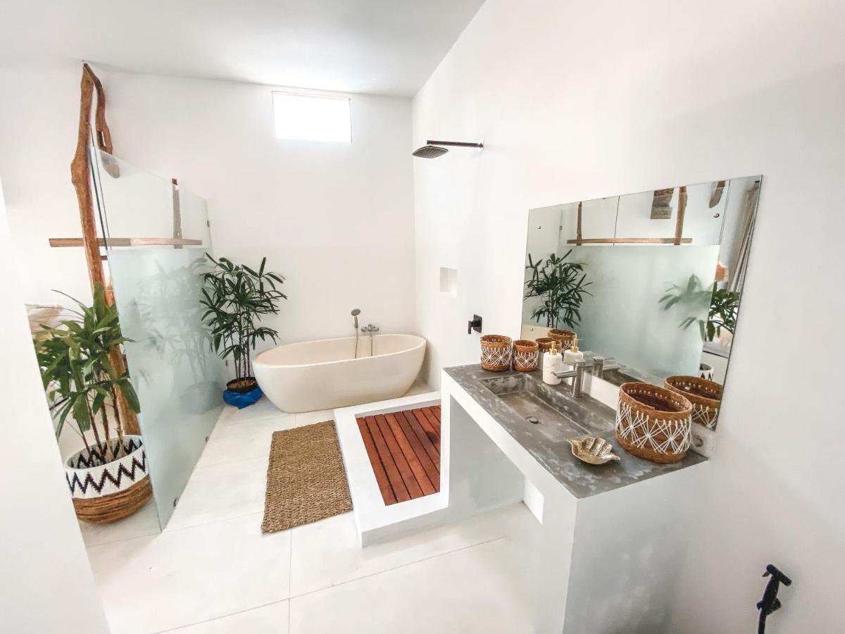 Villa Uma & Amu - Modern Design Kuta  Екстер'єр фото